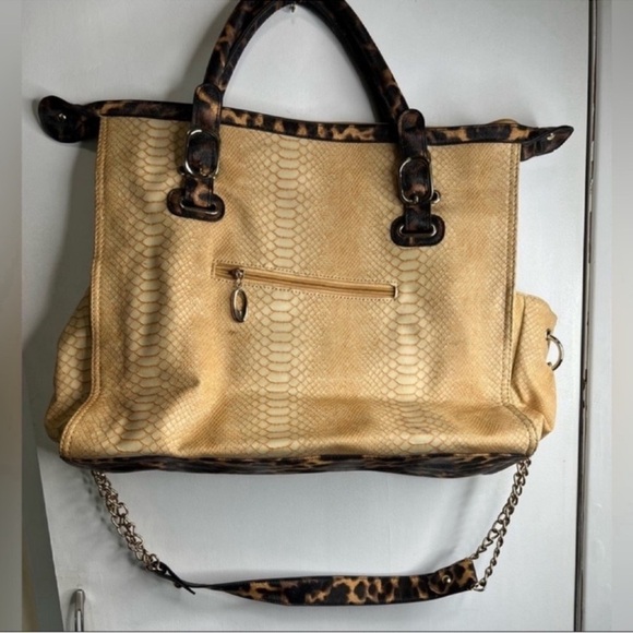 Faux Snakeskin Cheetah Print Weekender Bag / Purse - Picture 2 of 5